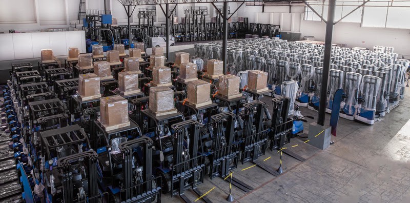 Empilhadeiras elétricas conquistam novos nichos como as da Tria
