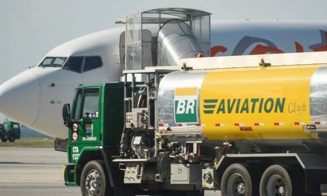 Petrobras produz combustível de aviação com óleo vegetal