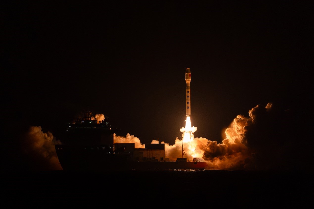 Chinesa Geely coloca 11 satélites em órbita para reforçar mobilidade