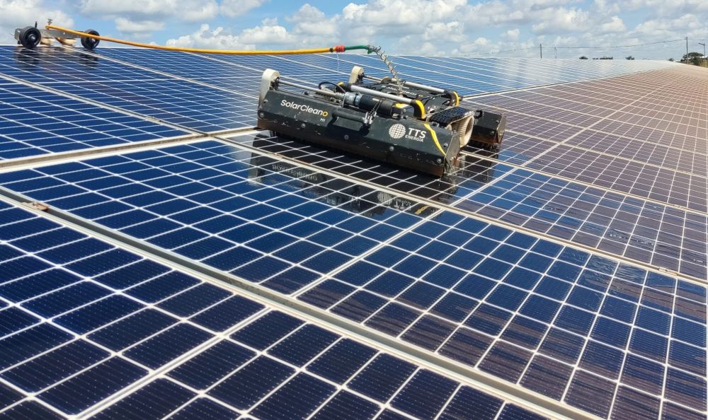 Placas solares limpas podem aumentar a eficiência em até 20%