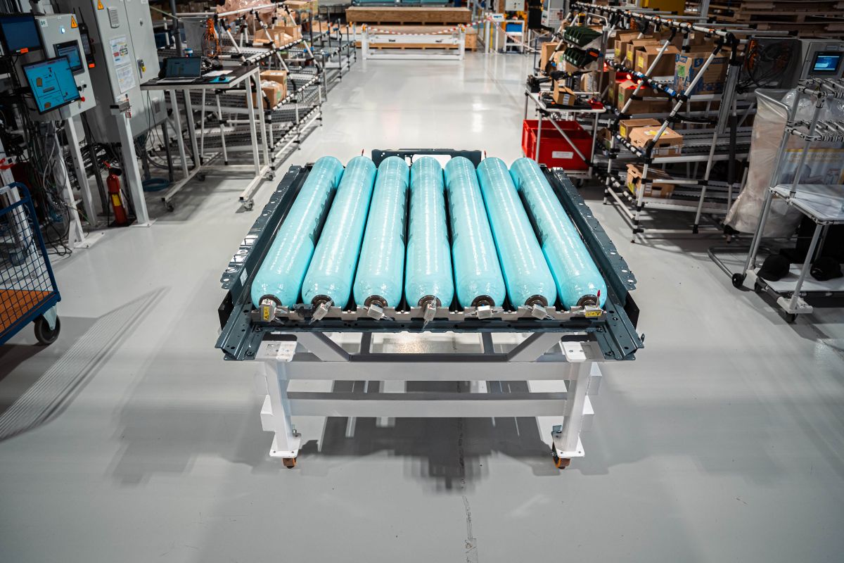 BMW revela como é o novo tanque de hidrogênio do iX5