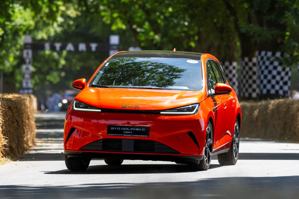 BYD mostra Dolphin G híbrido no Goodwood Festival