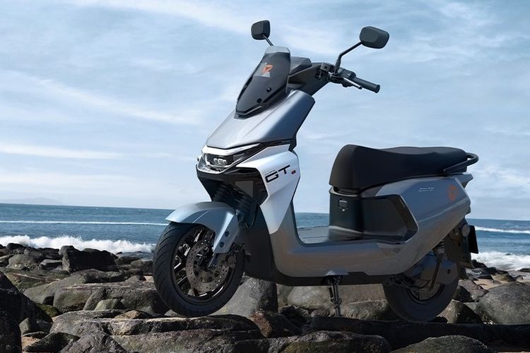 Yadea GS70