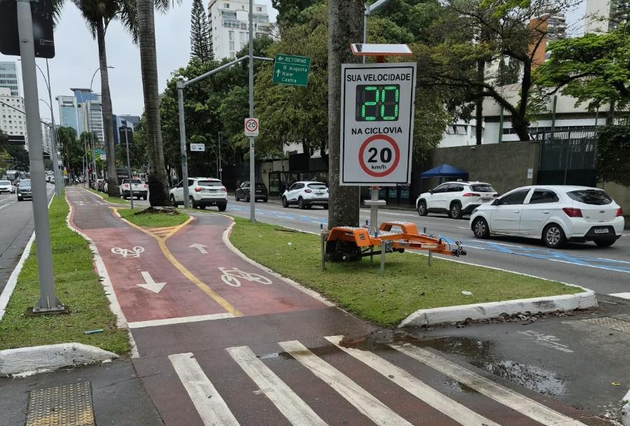 Faria Lima em São Paulo tem radar de 20 km/h