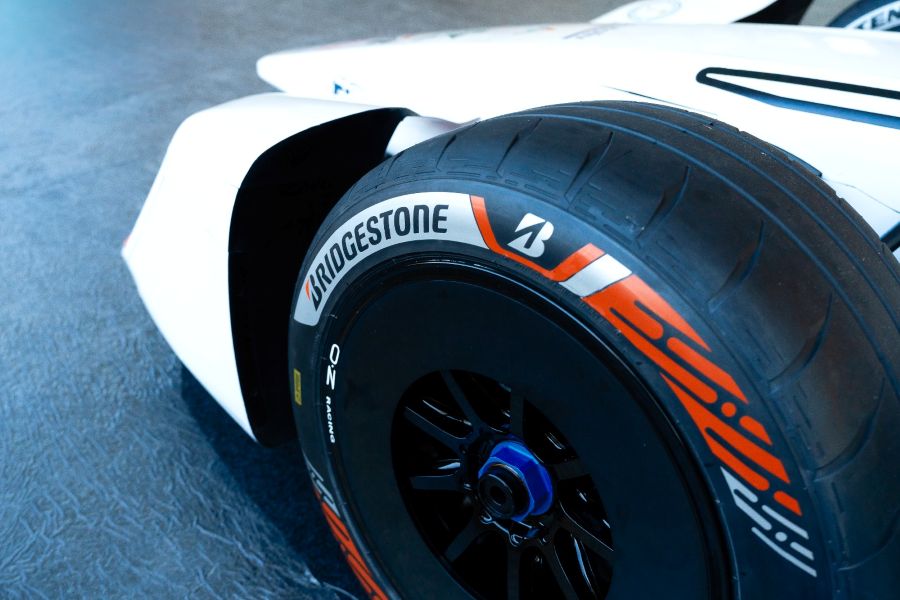 Bridgestone fornecerá pneus sustentáveis para Fórmula E